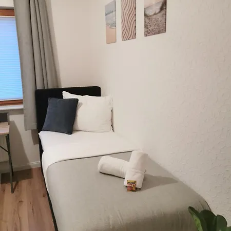 Horizon 2 - Playmobil Funpark Und Naehe Messe Nuernberg Mit Parkplatz 4pers 24h Self Checkin Apartment *